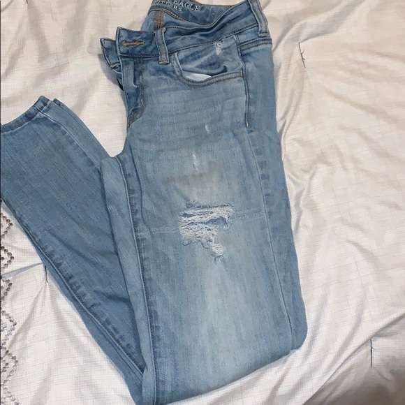 american eagle front and back ripped jeans